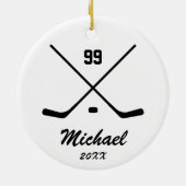 Trendy Personalisiert Hockey Player Name Number Keramik Ornament (Hinten)
