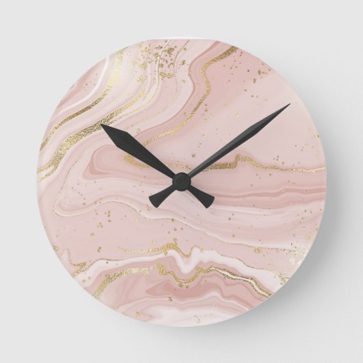 Trendy Pink and Gold Marmorkunst Runde Wanduhr (Vorderseite)