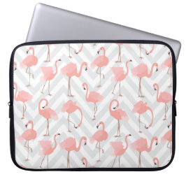Trendy Pink Flamingos und Chevrons Muster Laptopschutzhülle