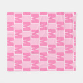Trendy Pink Personalisiert Initial Fleecedecke (Vorderseite (Horizontal))