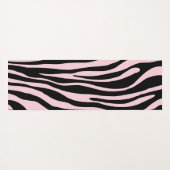 Trendy Pink Zebra Herd auf Zebra Print Yogamatte (Rückseite (Horizontal))