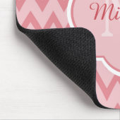 Trendy Pink Zickzack Zigzag Name und Monogram Mousepad (Ecke)