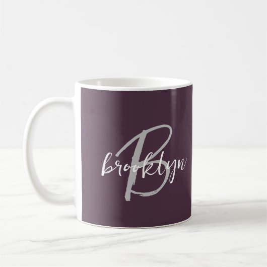 Trendy Plum Lila Grau White Script Monogram Kaffeetasse (Links)