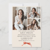 Trendy Red Bow Ribbon 4 FOTO Graduation Party Einladung (Rückseite)