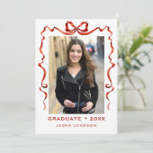 Trendy Red Bow Ribbon 5 FOTO Graduation Party Einladung (Stehend Vorderseite)