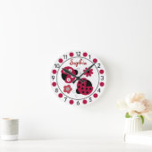 Trendy Red Ladybug Personalisiert Kinderzimmer Wal Runde Wanduhr (Zuhause)