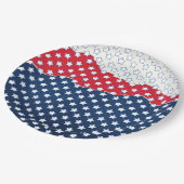Trendy Red White & Blue Stars America Flag Muster Pappteller (Schrägansicht)