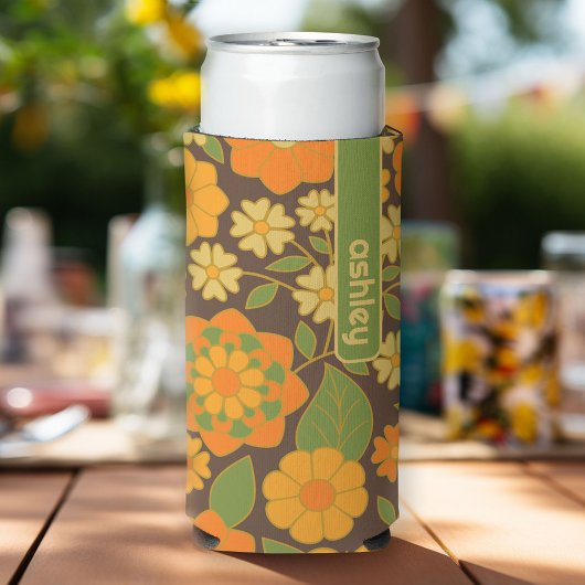 Trendy Retro Floral Pattern mit Namensblock Selters Dosenkühler