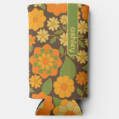 Trendy Retro Floral Pattern mit Namensblock Selters Dosenkühler (Vorderseite)