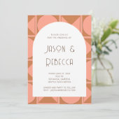 Trendy rosa Retro Geometric in einer Hochzeit Einladung (Stehend Vorderseite)