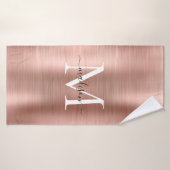 Trendy Rose Gold Brushed Metal Monogram Script Badehandtuch (Badehandtuch)