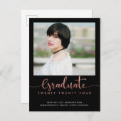 Trendy Rose Gold Foil Abschluss Script Foto Ankündigungspostkarte (Vorne/Hinten)