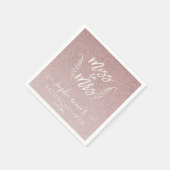 Trendy Rose Gold Miss an Mrs. Brautparty Serviette (Ecke)