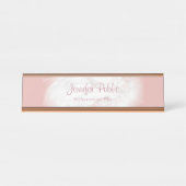 Trendy Rose Goldweißer Marmor Elegantes Template Schreibtischnamensplakette (Vorderseite )