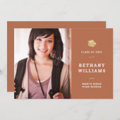 Trendy Rust Typografy Foto Graduation Party Einladung (Vorne/Hinten)