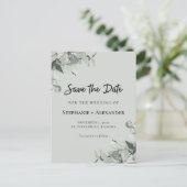 Trendy Sage Green Eukalyptus Wedding Save the Date Ankündigungspostkarte (Stehend Vorderseite)
