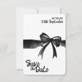 Trendy Schwarz-weiß Bow Modern Simple Wedding Save The Date (Vorderseite)