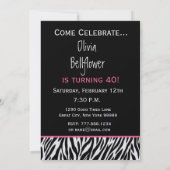 Trendy Schwarz-weiß Pink Zebra 50. Geburtstag Einladung (Rückseite)