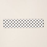 Trendy Schwarz-Weiß-Polka-Punkte-Muster Nacken Schal<br><div class="desc">Trendy schwarz-weiße Polka Punkte Muster Chiffon Scarf für Nacken, Haare oder Kopf. Benutzerdefinierte dünne transparente Schals in mehrfarbigen Option. Erhältlich in verschiedenen Größen, Farben und Formen. lang oder viereckig geformt. Schwarz, Grau oder Weiß. Fügen Sie optional Ihren eigenen Namen, Ihr Monogramm oder Ihren eigenen Text hinzu. Erstelle ein einzigartiges Geburtstagsgeschenk...</div>