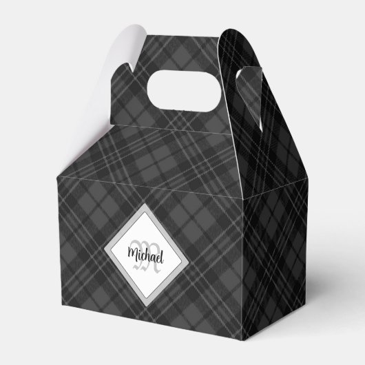 Trendy Schwarz-weiß tartan Personalize Monogram Geschenkschachtel (Vorderseite)