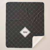 Trendy Schwarz-weiß tartan Personalize Monogram Sherpadecke (Vorderseite)
