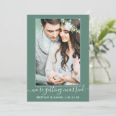 Trendy Script Getried Eukalyptus Green Save The Date (Stehend Vorderseite)