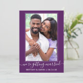 Trendy Script Getting Lila Save The Date (Stehend Vorderseite)