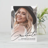 Trendy Script Graduate Simple Photo Graduation Einladung (Stehend Vorderseite)