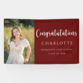 Trendy Script Maroon Abschluss Foto Banner (Horizontal)