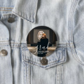 Trendy Script Modern Simple Graduation Photo Button (Beispiel)