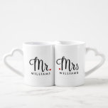 Trendy Script Mr. and Mrs. Liebestassen<br><div class="desc">Ein passendes Design,  das mit Ihren Namen,  Ihrem Hochzeitstag oder einem beliebigen Text Ihrer Wahl personalisiert werden kann.</div>