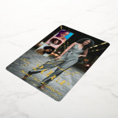 Trendy Script Overlay 4 Foto Collage Abschluss Folieneinladung (Gedreht)