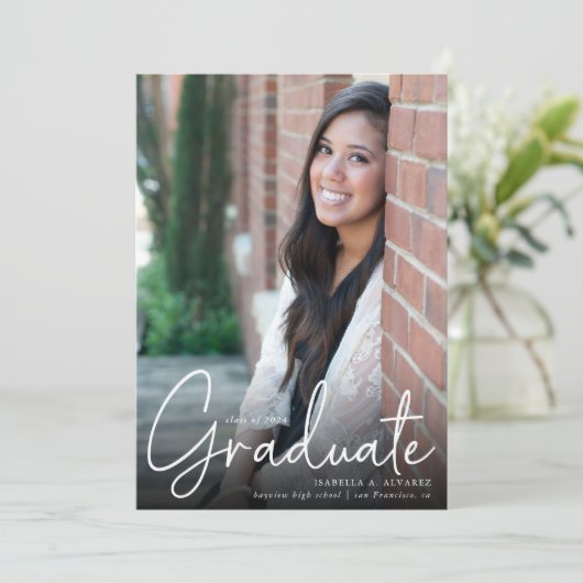 Trendy Script Overlay Two Foto Abschluss Announ Ankündigung (Stehend Vorderseite)