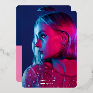 Trendy Script Overlay Zwei Foto Abschluss Gold Folieneinladung