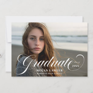 Trendy Scripted Graduate Announcement Foto Card Einladung