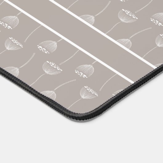 Trendy Seed Pod Pattern Monogram A Schreibtischunterlage (Ecke)