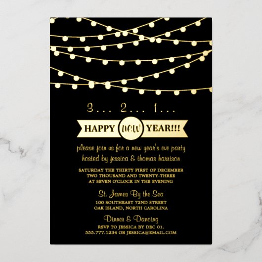 Trendy String Lights New Year's Eve Party Real Folieneinladung (Vorderseite)