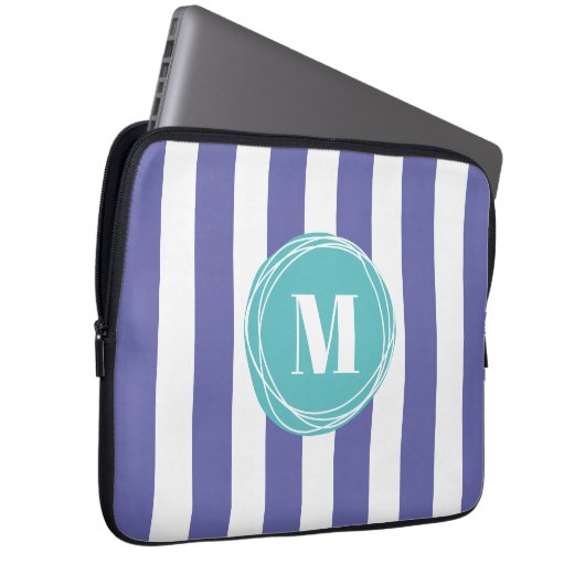 Trendy Striped Monogram Laptopschutzhülle (Vorne Rechts)