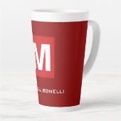 Trendy stylische dunkelrote, weiße Monogramm Ihren Milchtasse (Rechte Ecke)