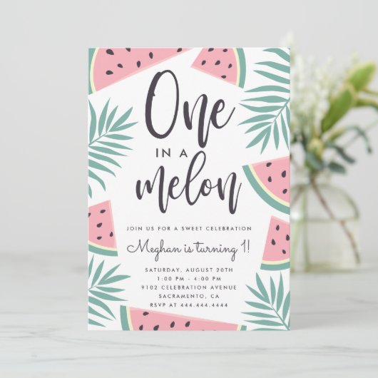 Trendy Tropical Watermelon One In einem Melon Gebu Einladung (Stehend Vorderseite)