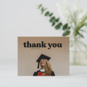 Trendy Typografy Abschluss Danke Black Postkarte (Stehend Vorderseite)
