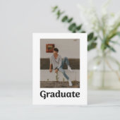 Trendy Typografy Abschluss Foto Graduate Postkarte (Stehend Vorderseite)