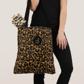 Trendy und stilvoller Leopardendruck mit Glitzer Tasche (Von Nahem)