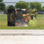 Trendy Vertical Graduate Foto Abschluss Banner (Insitu)