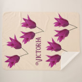 Trendy Victoria Name Pink Tulpe Blume Decke Sherpadecke (Vorderseite (Horizontal))