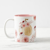 Trendy Watercolor Pumpkin & Blume | Herbst Zweifarbige Tasse (Links)