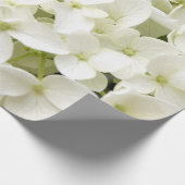 Trendy White Hydrangea Floral Geschenkpapier (Ecke)