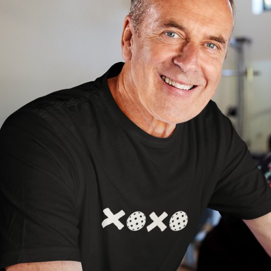 Trendy XOXO Pickleball Hugs & Kisses T-Shirt