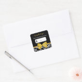 Trendy Yellow Bow Giraffe Print Boutique Price Tag Quadratischer Aufkleber (Umschlag)