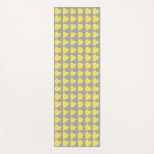 Trendy Yellow Gray Heart Pattern Yogamatte (Vorderseite)
